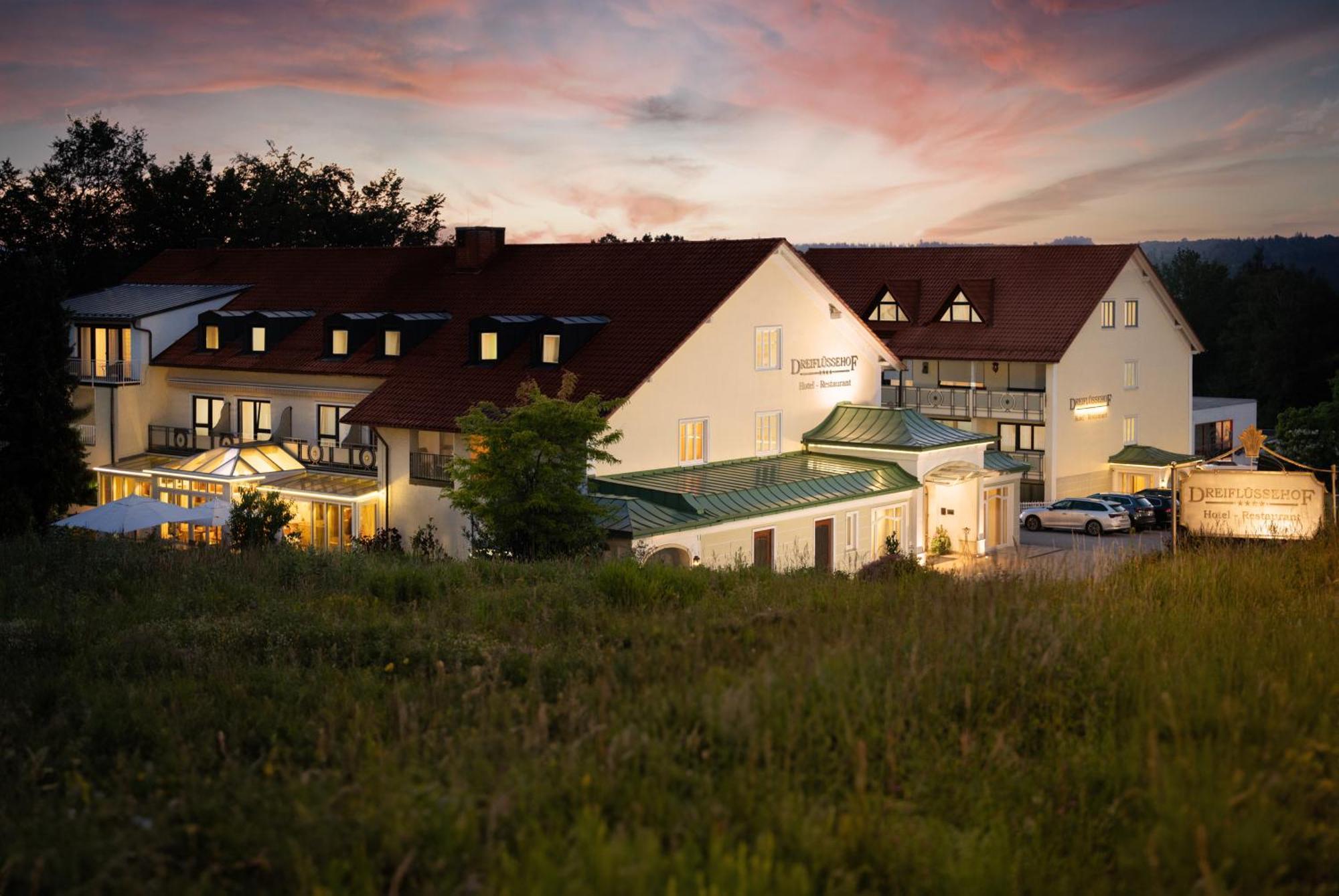 Hotel Dreifluessehof Pasov Exteriér fotografie
